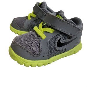 Toddler Child Nike Mesh Shoes Light Walking Running Adjustable Strap Grey Green